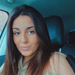 Meet your Posher, Veronica